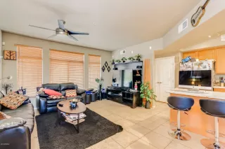 Photo #5: 6001727 Listing