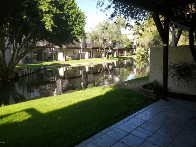 MLS: 6001768 Condo For Sale