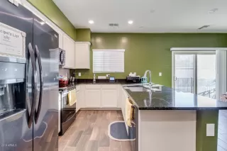 Photo #6: 6002138 Listing 