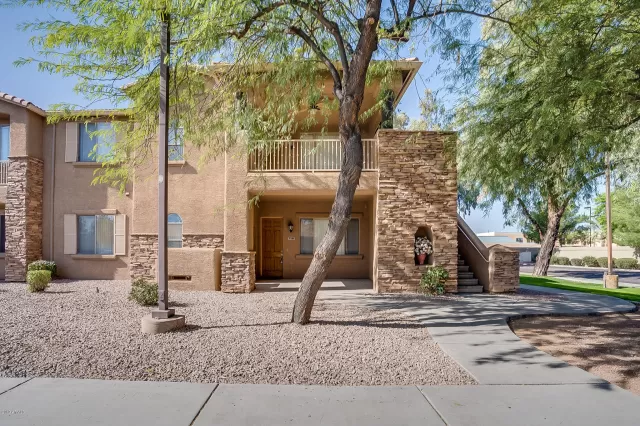 MLS: 6004585 Condo For Sale