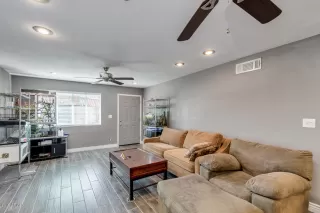 Photo #1: 6004954 Listing 