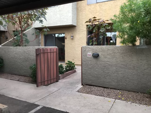 MLS: 6005118 Condo For Sale