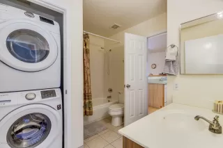 Photo #3: 6005344 Listing