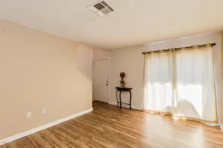 Photo #6: 6005571 Listing 