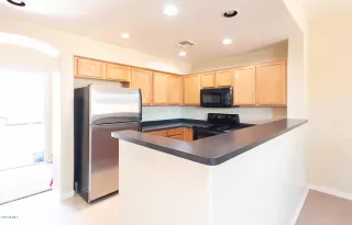 Photo #2: 6005808 Listing