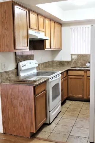 Photo #6: 6005913 Listing