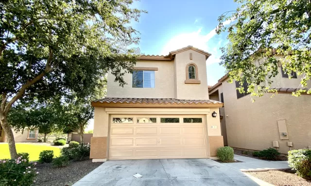 MLS: 6006652 Condo For Sale