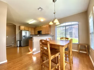 Photo #2: 6006652 Listing