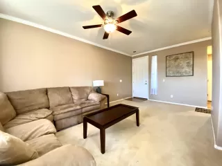 Photo #5: 6006652 Listing