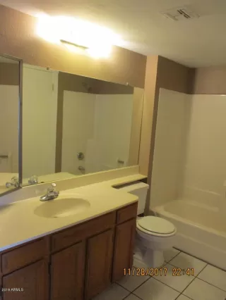 Photo #3: 6006899 Listing