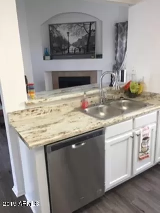 Photo #3: 6006922 Listing 