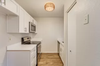 Photo #4: 6008218 Listing 