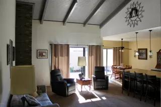 Photo #4: 6008318 Listing