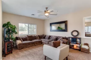 Photo #5: 6008332 Listing