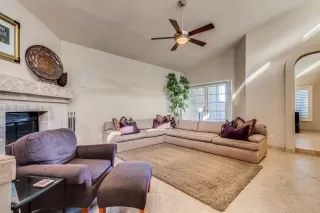 Photo #6: 6008420 Listing