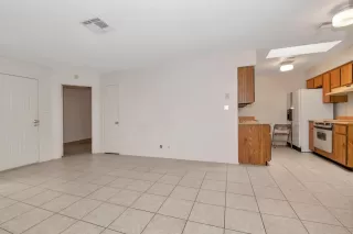 Photo #4: 6008873 Listing