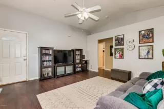 Photo #6: 6009029 Listing