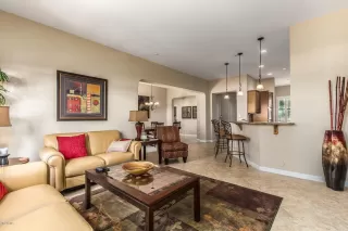 Photo #6: 6009096 Listing