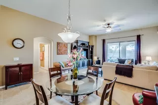 Photo #3: 6009206 Listing