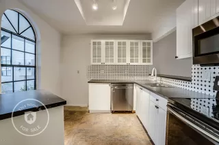 Photo #1: 6009314 Listing