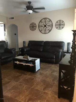 Photo #5: 6009915 Listing