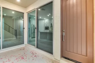 Photo #5: 6009945 Listing