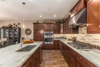 Photo #3: 6010177 Listing