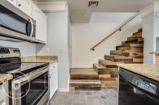 Photo #1: 6010502 Listing