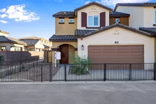 Photo #3: 6010634 Listing