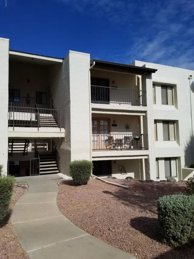 MLS: 6010698 Condo For Sale