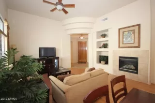 Photo #6: 6010878 Listing