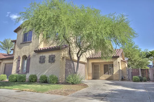 MLS: 6010930 Condo For Sale