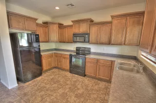 Photo #2: 6010930 Listing 