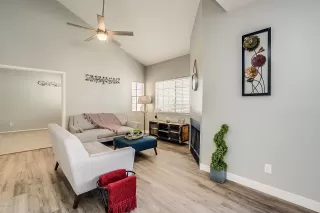 Photo #6: 6010943 Listing 