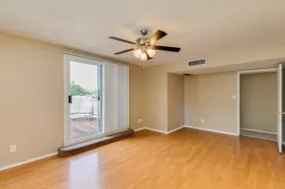 Photo #4: 6010969 Listing