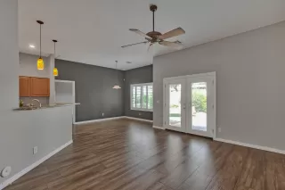 Photo #4: 6011105 Listing 