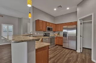 Photo #6: 6011105 Listing 