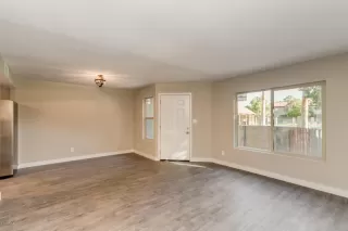 Photo #4: 6011504 Listing