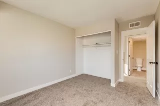 Photo #6: 6011504 Listing