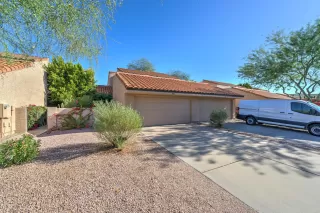 Photo #2: 6011688 Listing 