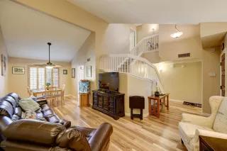 Photo #6: 6011688 Listing 