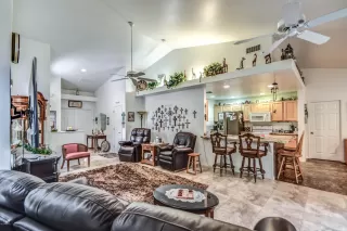 Photo #1: 6011734 Listing 