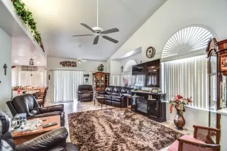 Photo #6: 6011734 Listing 