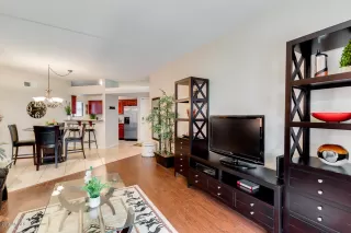 Photo #5: 6011828 Listing