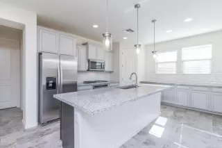 Photo #4: 6011971 Listing 