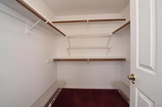 Photo #5: 6012303 Listing