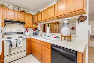 Photo #6: 6012364 Listing