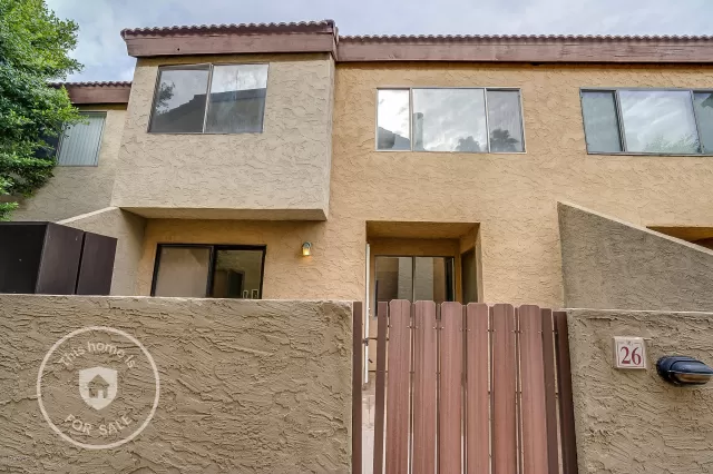 MLS: 6012403 Condo For Sale