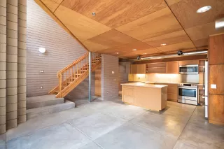 More Details about MLS # 6012769 : 920 S ASH AVENUE