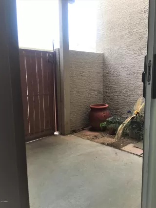 Photo #3: 6012837 Listing